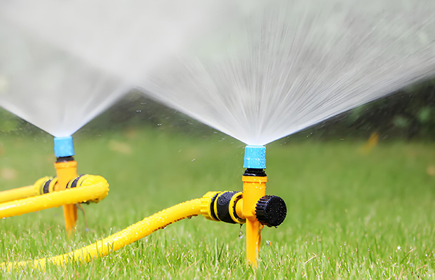 Ball driven plastic nozzle