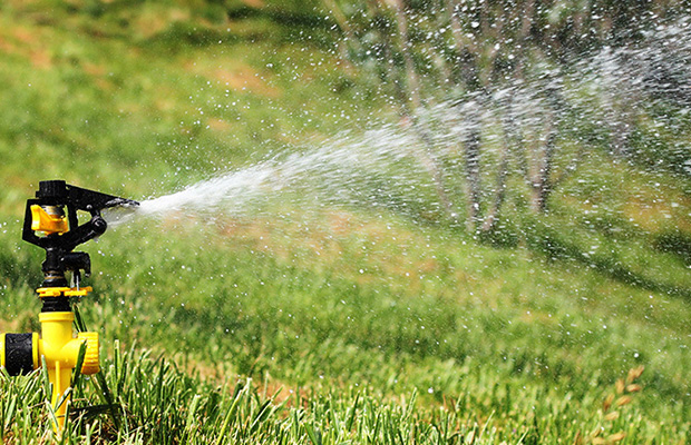 Ball driven plastic nozzle